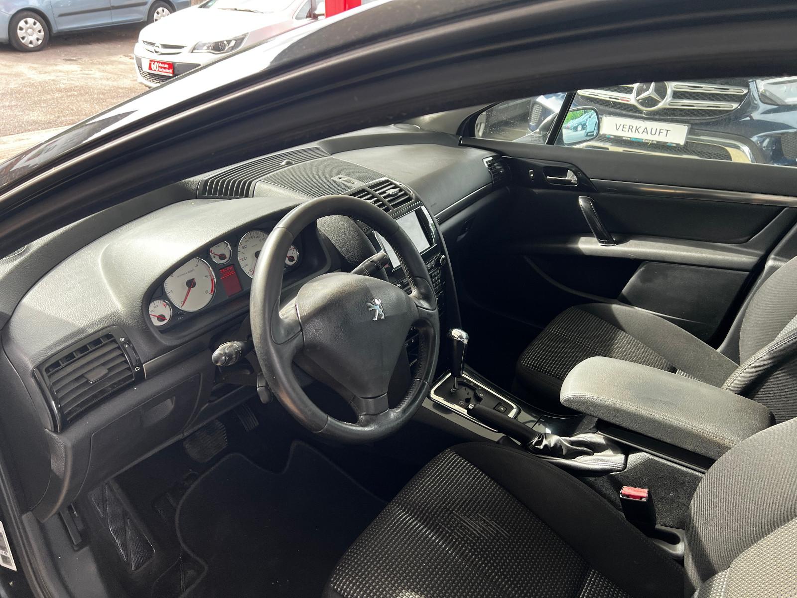 Peugeot 407 2010 — photo 6