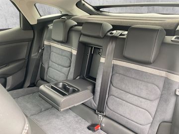 Citroën C4 PureTech 130 S&S EAT8 Max +HUD+LED+SHZ+KeyLes