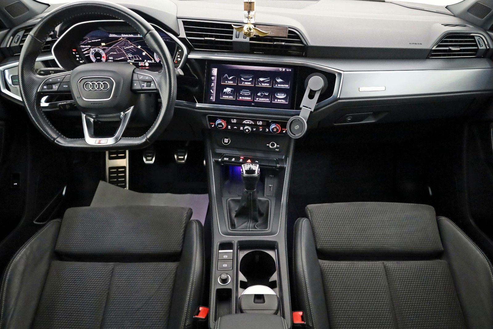 Fahrzeugabbildung Audi Q3 Sportback 35TDI quattro S line B&O,ACC,SD,360