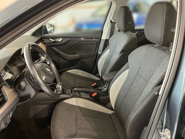 Fahrzeugabbildung SKODA Kamiq 1.0 TSI DSG Style LED KLIMA MFL SHZ TEMPOM