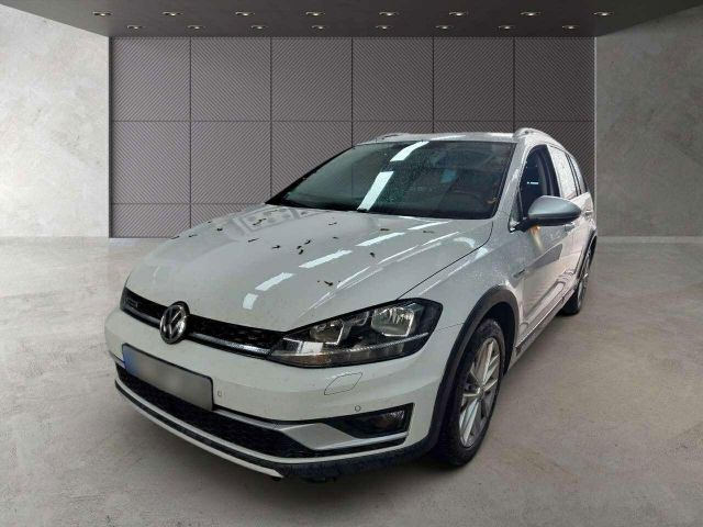 Annonce Volkswagen golf vii (2) 1.0 tsi 115 iq.drive bv6 5p 2019 ESSENCE  occasion - Foucherans - Jura 39
