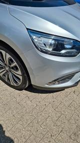 Renault Scenic IV Grand Business Edition  7 Sitzer - Renault Scenic aus 2021