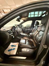 Porsche Macan - 9