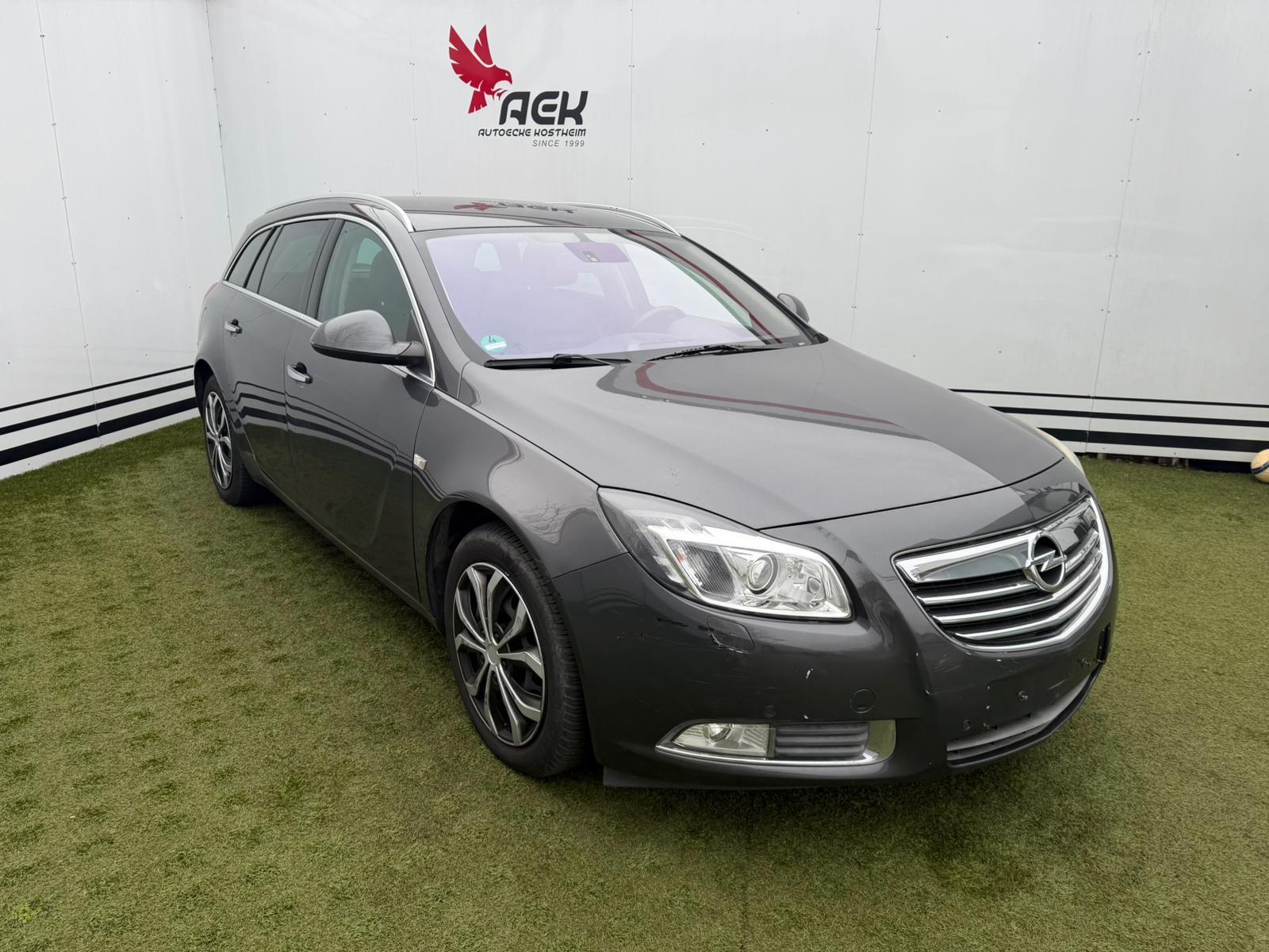 Opel Insignia SportsTourer Innovation S-Heft / 2.HD!