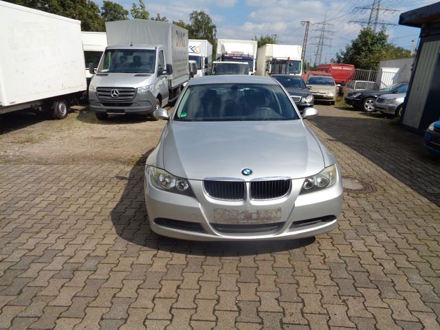 BMW 318 Baureihe 3 Lim. 318i