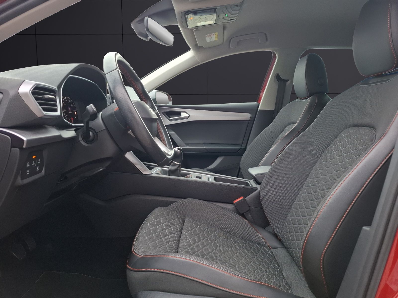 Fahrzeugabbildung SEAT Leon TSI FR LED Navi AID Beats ACC RFK SH 18"