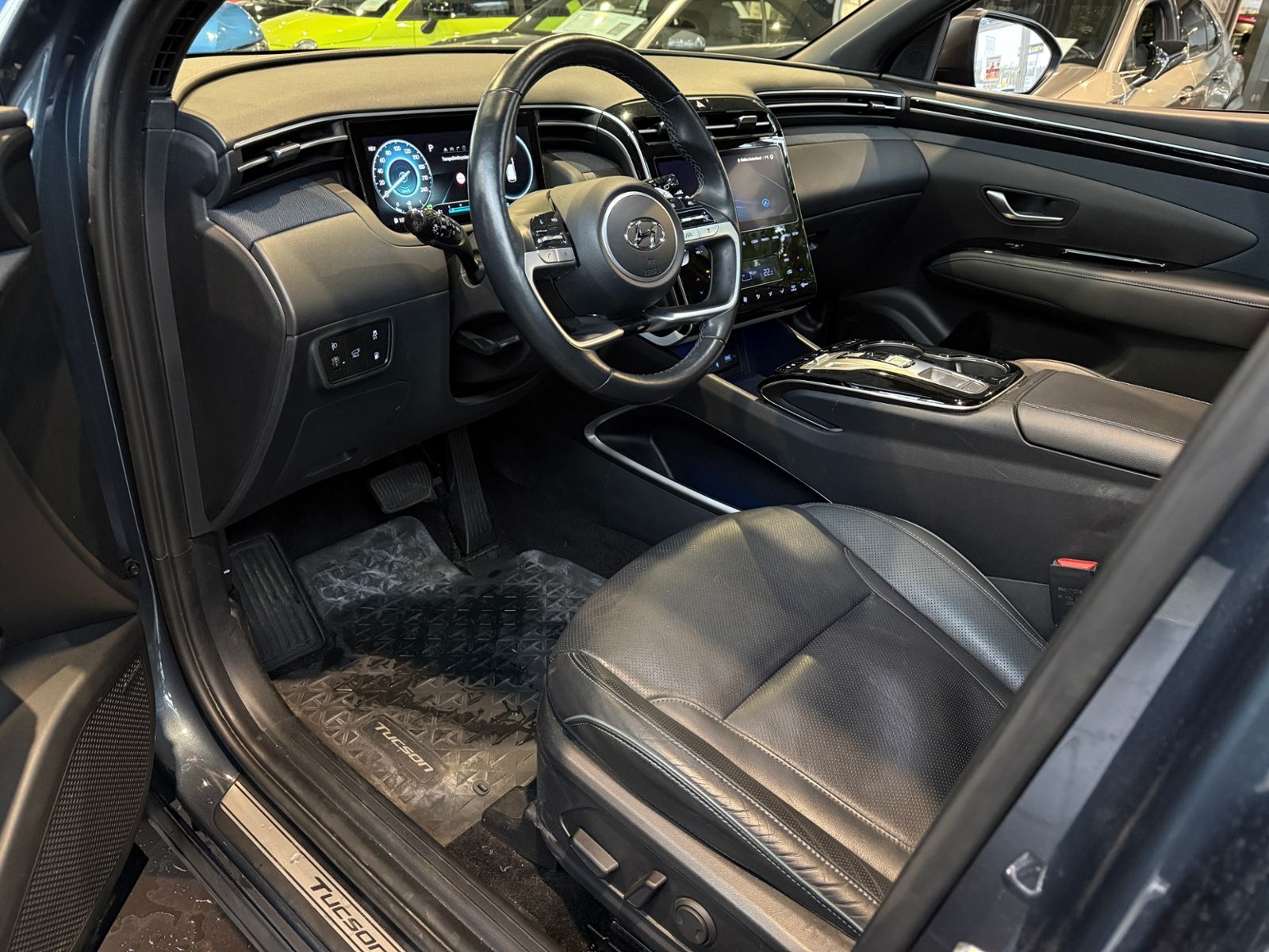 Fahrzeugabbildung Hyundai TUCSON Prime PHEV Plug-In Hybrid 4WD PANO LEDER