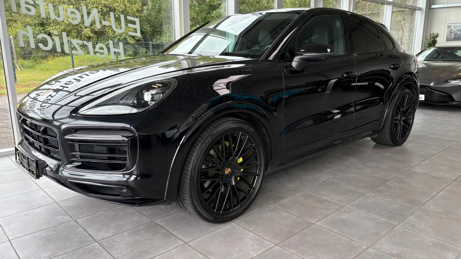 Fahrzeugabbildung Porsche Cayenne Coupe E-Hybrid/Platinum Edition