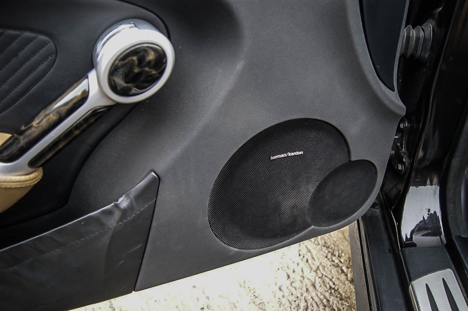 Fahrzeugabbildung Mercedes-Benz SLK 200 K Aut. DESIGNO LEDER XENON NAVI AIRSCARF