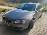 Volvo V70 D5 AWD Momentum Geartronic Momentum
