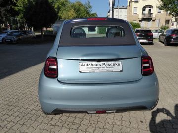 Fiat 500e C Icon, Park Paket, Winter Paket, 17 Zoll