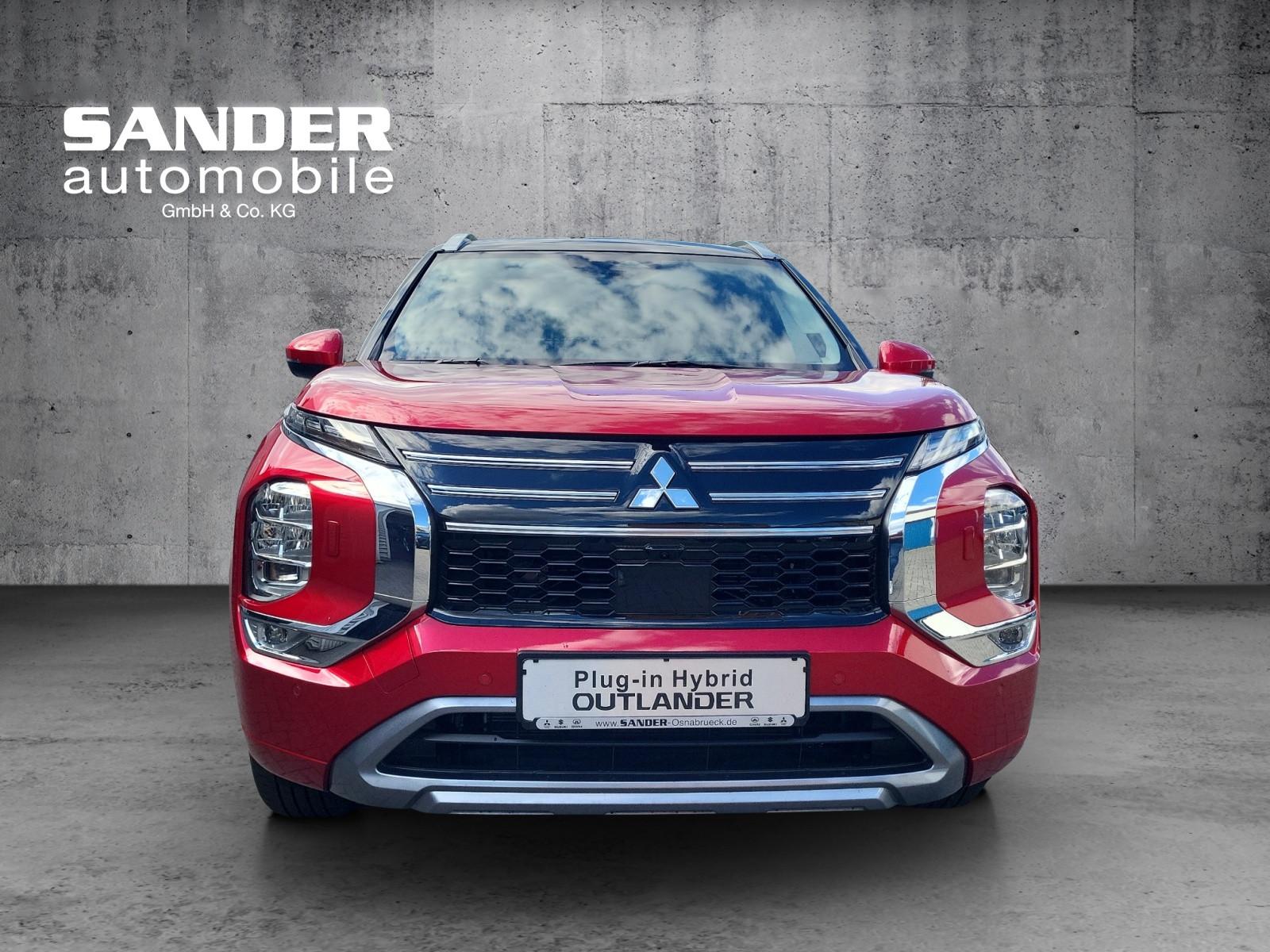 Mitsubishi Outlander 2.4 PHEV 4WD Top -PANO/Leder/HUD