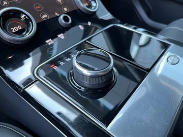 Land-Rover Range Rover Velar - 8