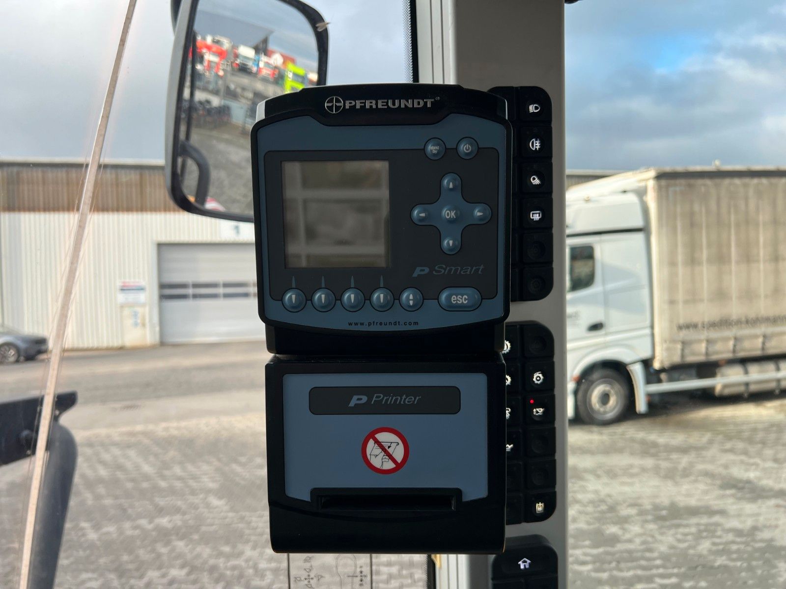 Fahrzeugabbildung JCB 457 ZX T4F / 3.246 h / 2016 / Waage mit Drucker