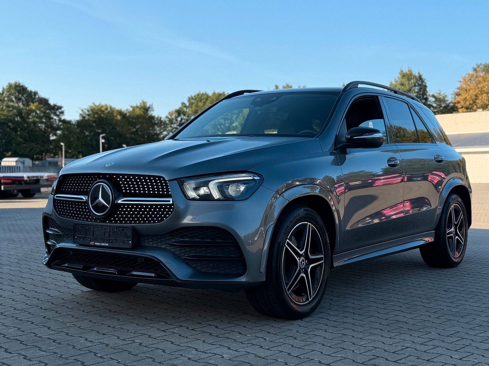 Mercedes-Benz GLE 450 AMG Night Panorama foto 3