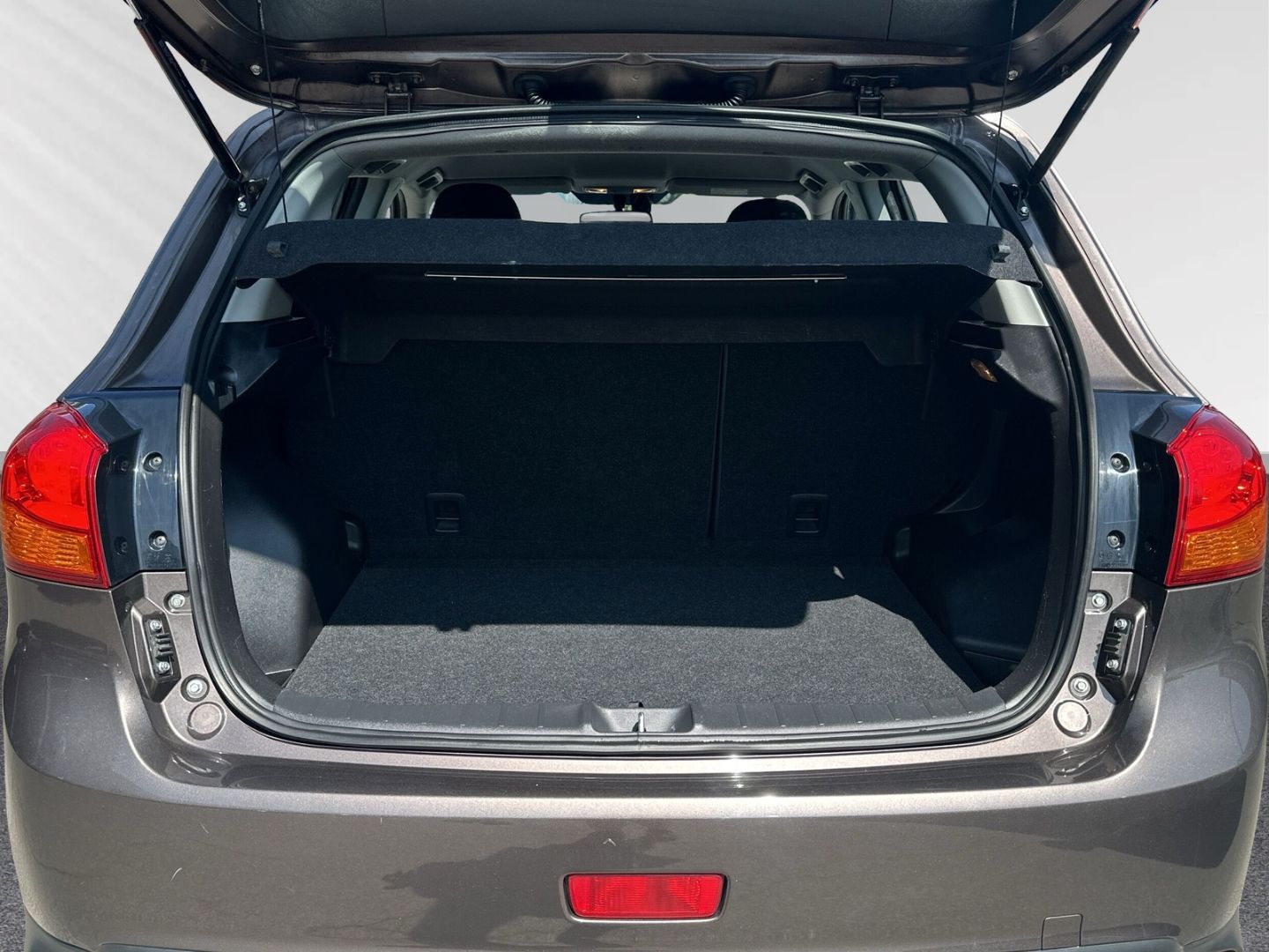 Fahrzeugabbildung Mitsubishi ASX Kollektion 2WD MIVEC 1.6 Klassik + Klimaauto