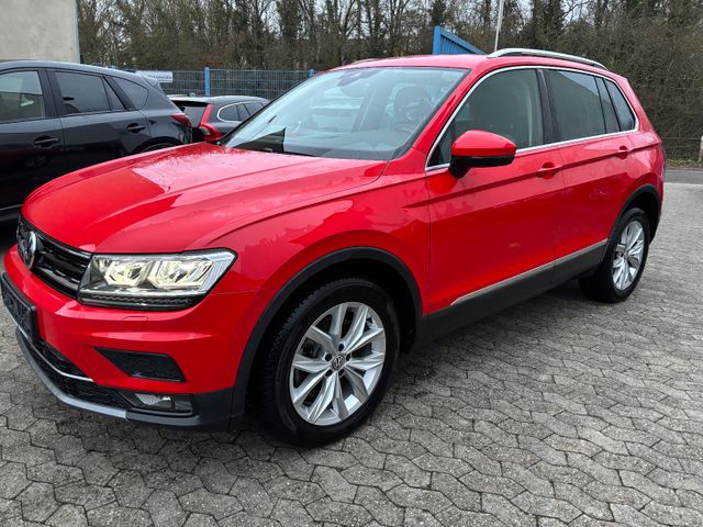 Volkswagen Tiguan Highline 4x4  Navi/Sitzhzg/Bluetooth/LED