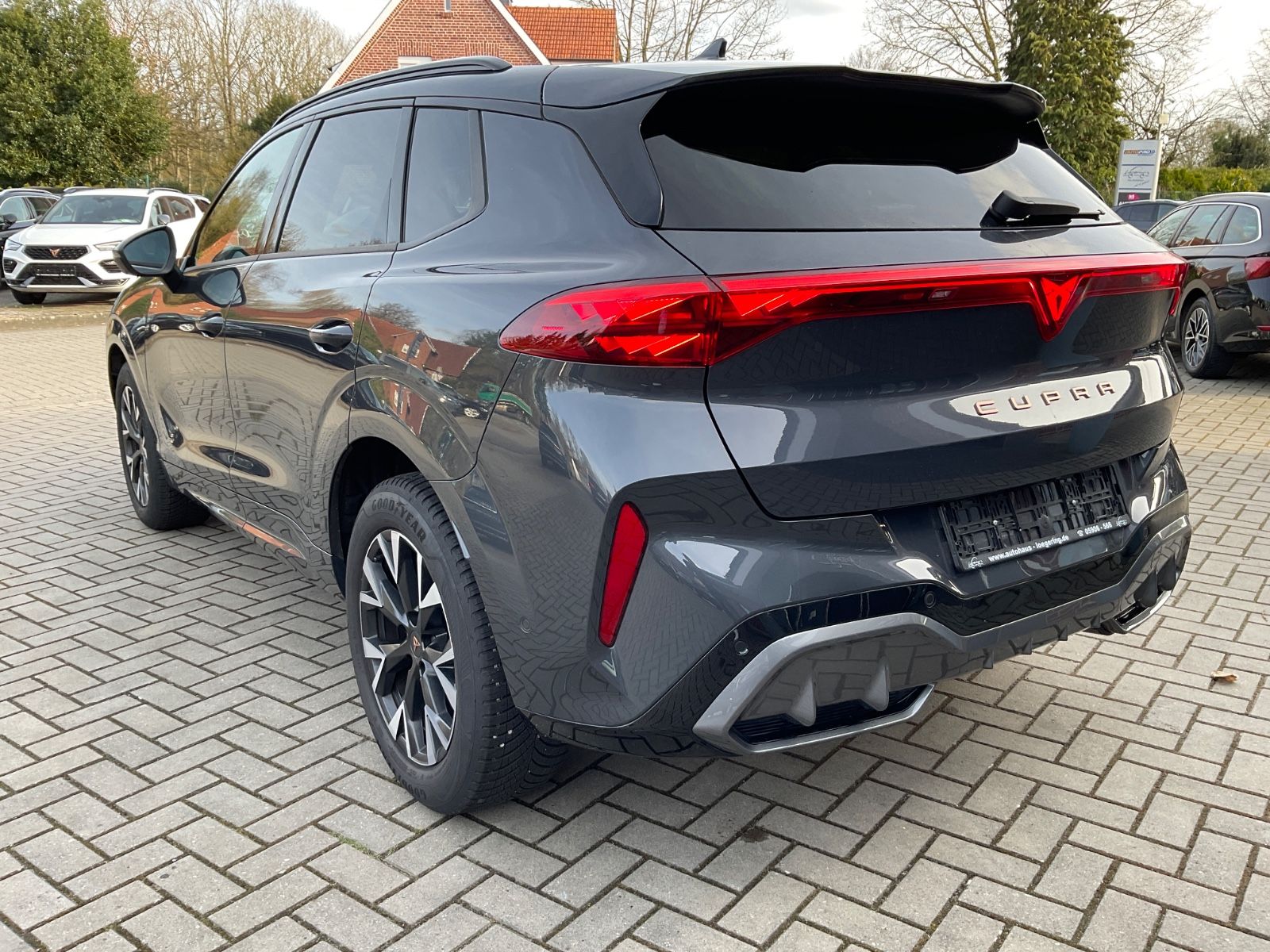 Fahrzeugabbildung CUPRA Terramar 1.5 eTSI DSG,LED,ACC,Kamera,Headup,Navi