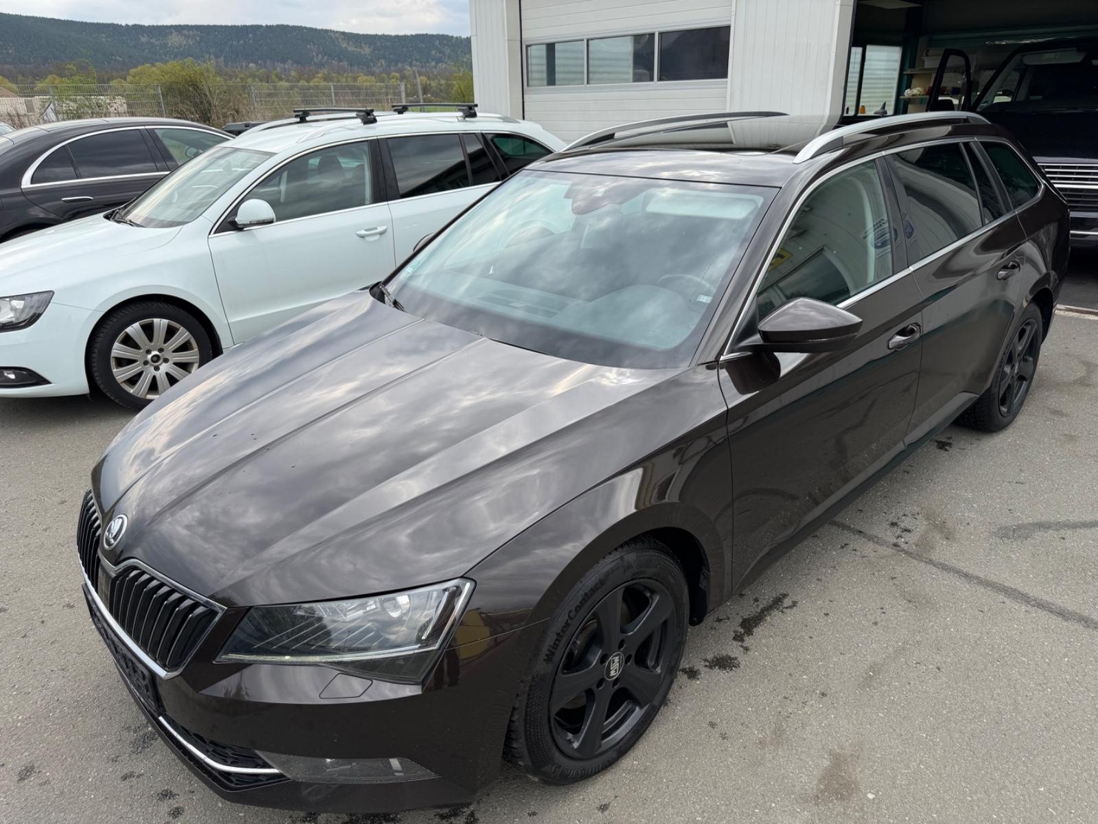Skoda Superb Combi Style 1 Hand Pano LED DAB AHK