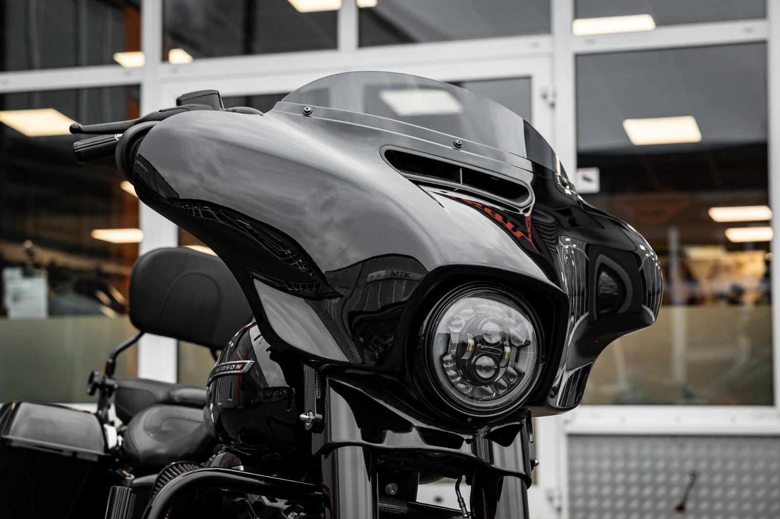 Fahrzeugabbildung Harley-Davidson FLHXS Street Glide 114 cui - Jekill & Hyde -