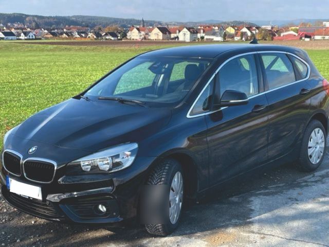 BMW 218i Active Tourer Advantage Paket sch...