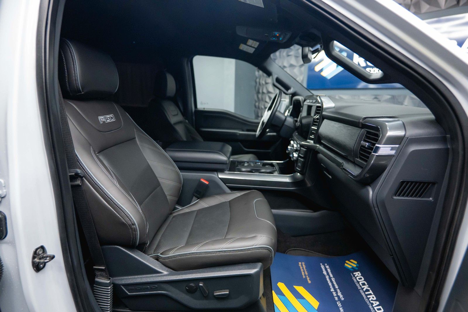 Fahrzeugabbildung Ford F150 5.0L V8 4x4 Offroad SuperCrew RAPTOR 19%