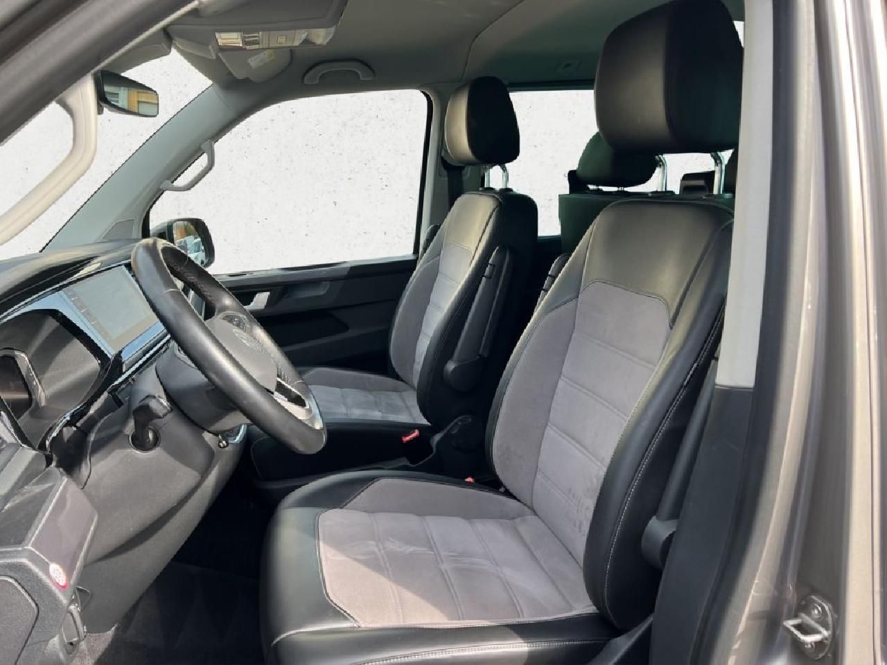 Volkswagen T6.1 Multivan Highline AHK ACC el. Schiebetüren foto 10