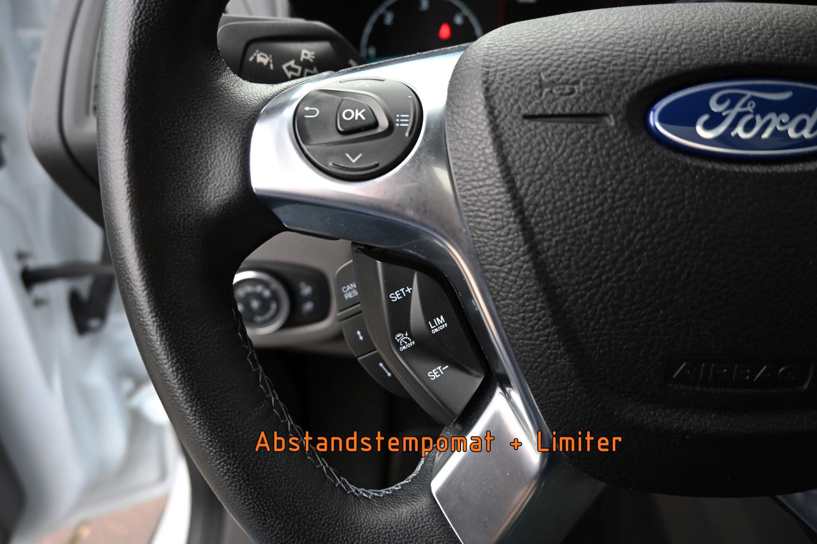 Fahrzeugabbildung Ford Grand Tourneo Connect 1.5 Eco Active °AHK°STHZ°