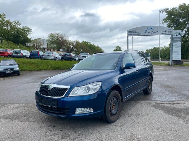 Skoda Octavia Combi Ambiente 4X4 XENON SHZ AHK