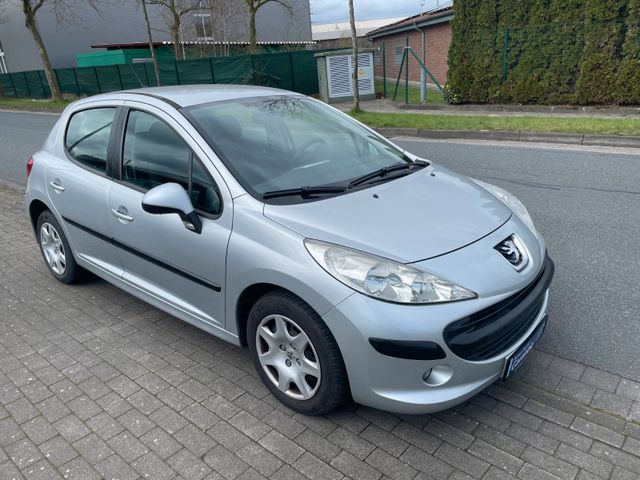 Peugeot 207 Scheckheft 5.Türen TÜV 10/2025