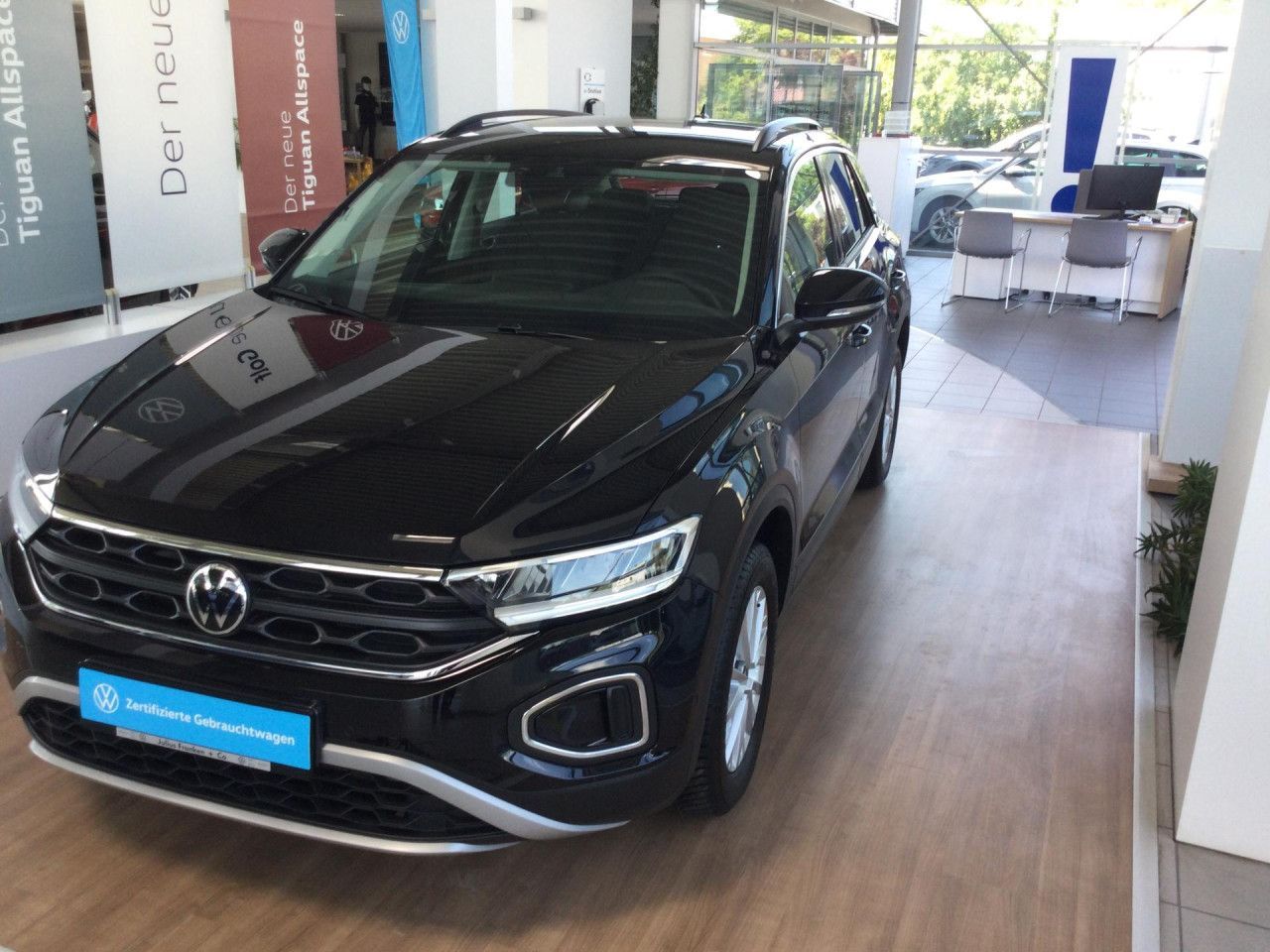 Volkswagen T-Roc Life STANDH SITZH NAVI CLIMATR NAVI LM LED foto 4