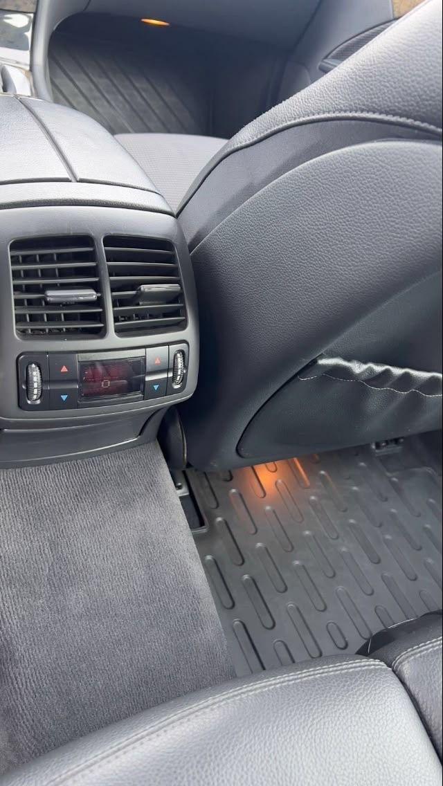 Mercedes-Benz E320 2004 — photo 5