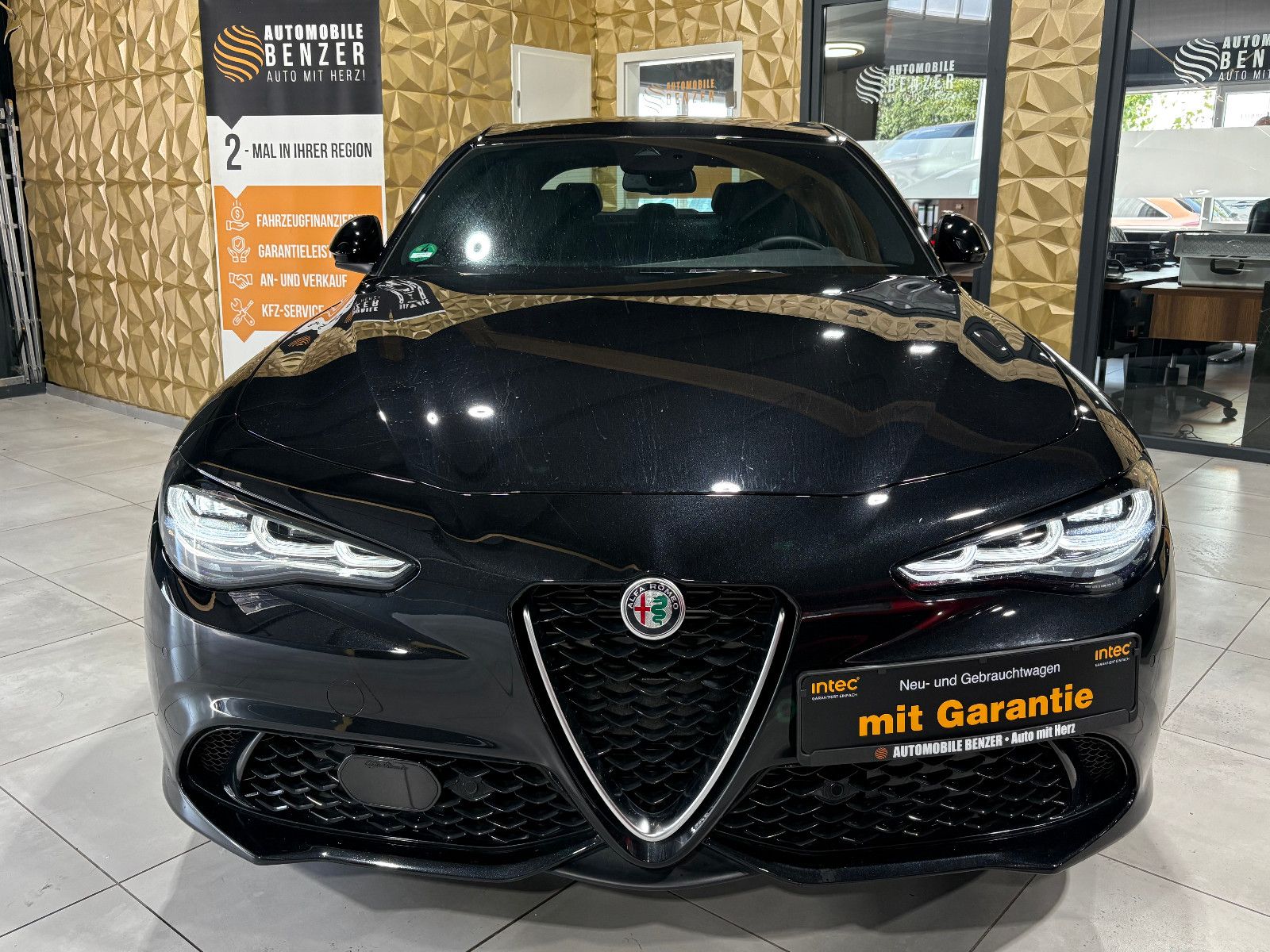 Fahrzeugabbildung Alfa Romeo Giulia Ti Q4/MEMORY/KAMERA/NAVI/ACC/APPLE/SHZ