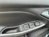 Ford Focus 2014 — фото 14