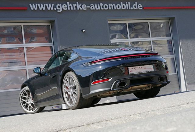 Porsche 992.2 4S*Schiebdach,Chrono,Sitzlüftung,BOSE,360°