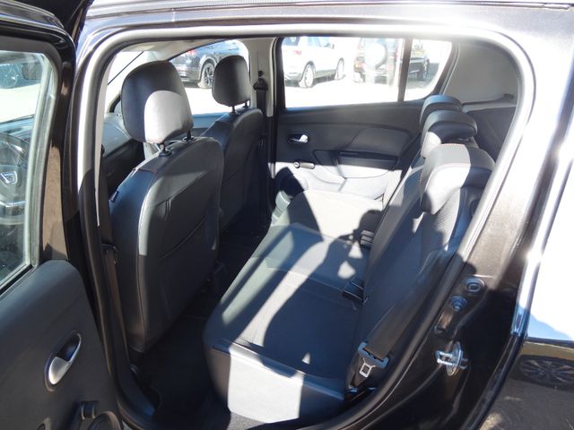 Fahrzeugabbildung Dacia Sandero II Stepway Celebration/1.Hd/Kamera