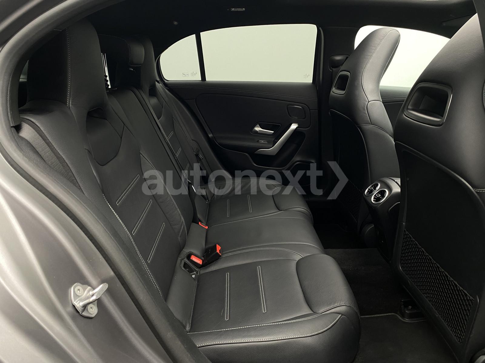 Mercedes-Benz A 250e *2x AMG Line+Night* PANO+MAGNO (9636)