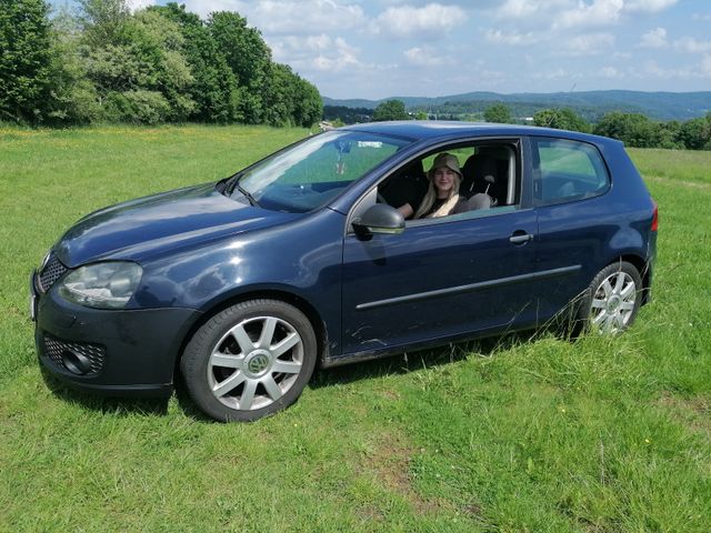 Volkswagen Golf 1.4 Comfortline, GTI optik Grill, Alu, NAVI