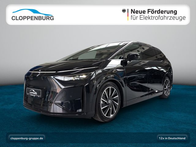 XPENG X9