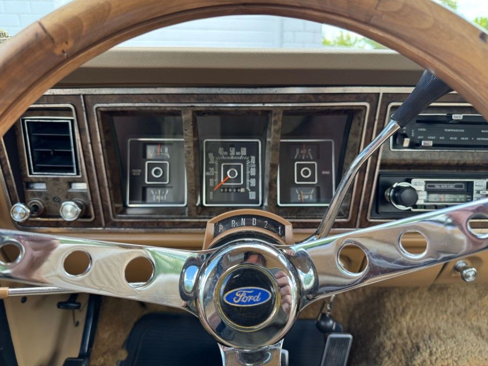 Fahrzeugabbildung Ford F 150 XLT Ranger 6.3V8 Long Bed Erstlack