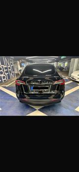 Tesla Model Y Performance Dual Motor AWD Long Range - Tesla Model Y Gebrauchtwagen in Berlin