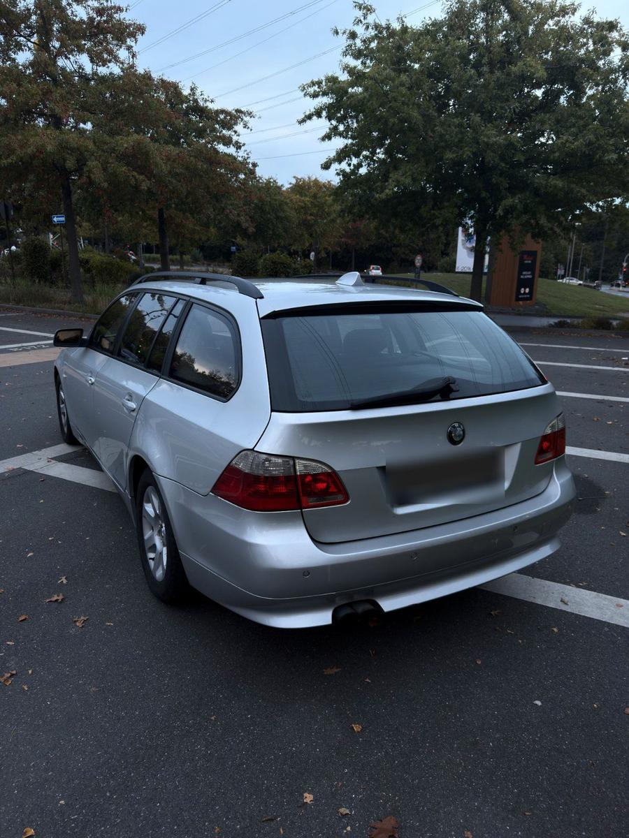 BMW 530 2004 — photo 9