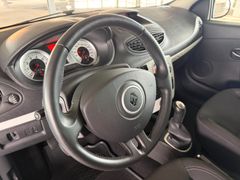 RENAULT Clio Dynamique TCE 100 Sport RENAULT Clio Dynamique TCE 100 Sport