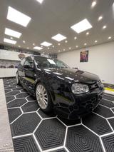 Volkswagen Golf 3.2 R32 4motion R32 - Volkswagen Golf aus 2004