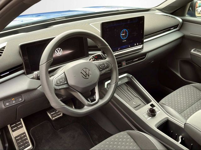 T-Roc R-Line 1.5 eTSI DSG IQ.LIGHT, IQ DRIVE