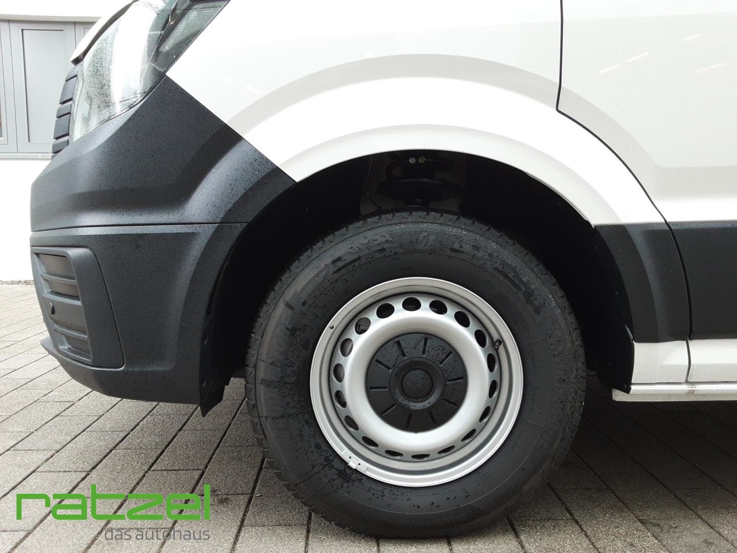 Fahrzeugabbildung Volkswagen Crafter 35 Kasten HD Allwetterreifen+Klima+PDC