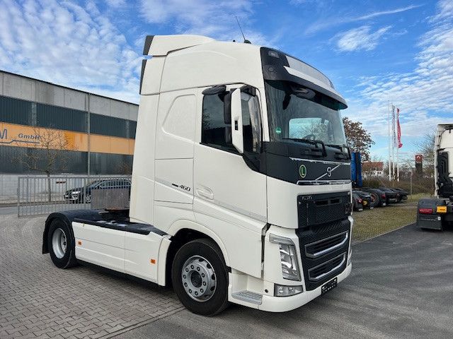 Volvo FH 460 Euro 6   TÜV 11/25   KB