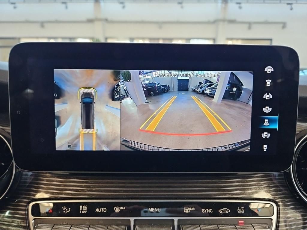 Fahrzeugabbildung Mercedes-Benz V 300 AVG extralang 4x4 8 Sitze 2,5tAHK DISTRONI