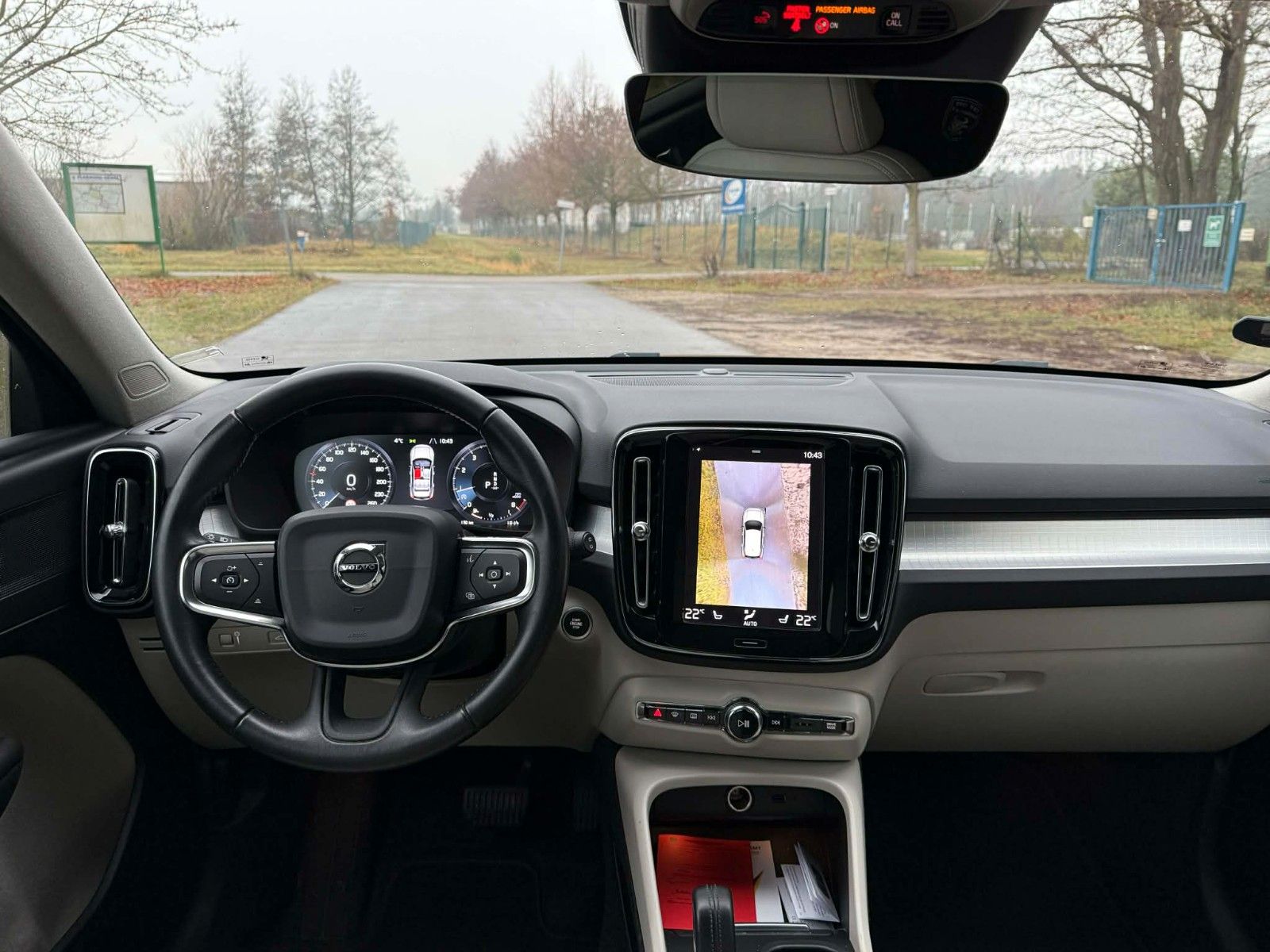 Fahrzeugabbildung Volvo XC40*Momentum*T4*AWD*360Grad*Connect*LED*SHZ*