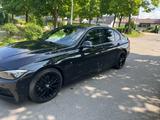 BMW 330i M Packet Deutsche Fahrzeug  - gebrauchte BMW 330 aus dem Jahr 2015